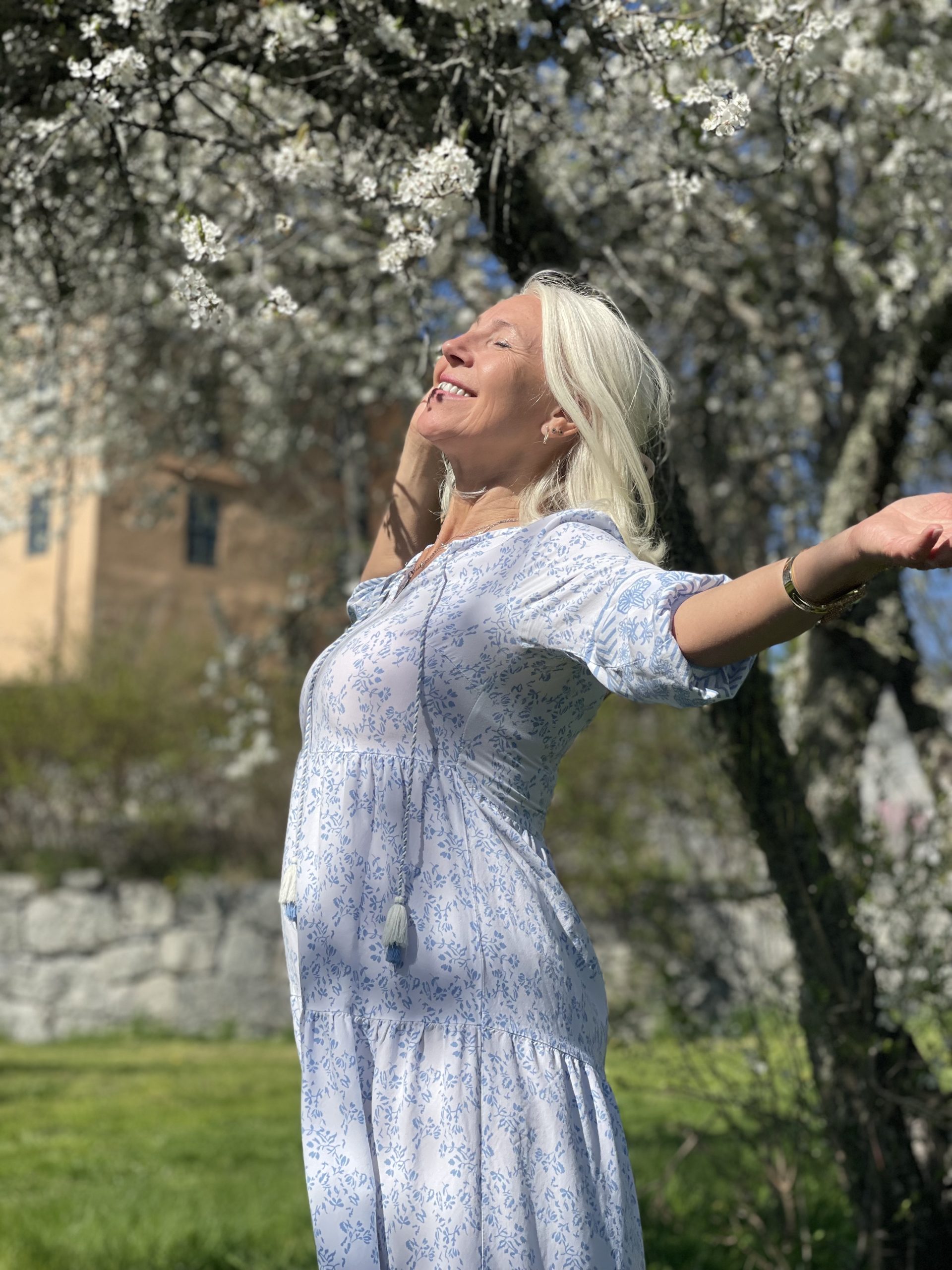  Hajking till Blå Lagunen, lunch i naturen, frigörande praktiken, dynamisk meditation.